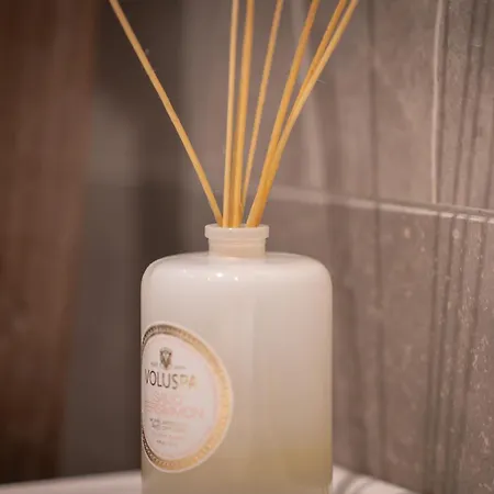 Modern 2nd-floor Luxury Μπέργκεν