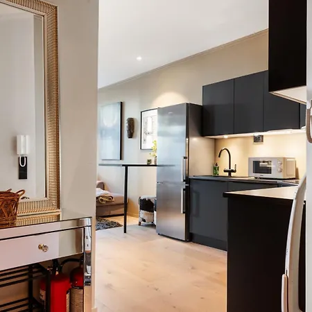 Apartment Modern 2nd-floor Luxury *